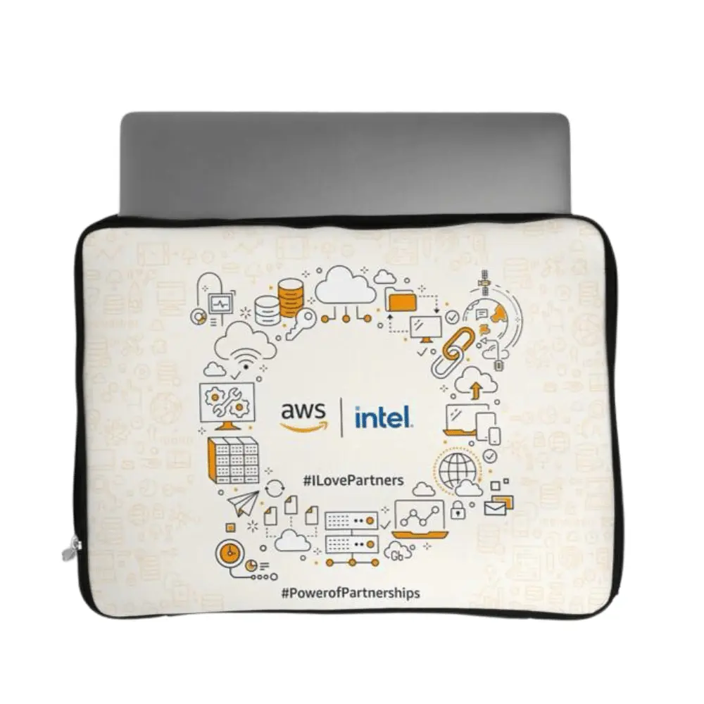 3026e9137c62343c34511afe91354d5a.webp Laptop Sleeve neo form zip - Black - Image 1