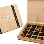 ZOROY - PINE WOOD BOX WITH 20 CHOCOLATES Signature - MRP 2499