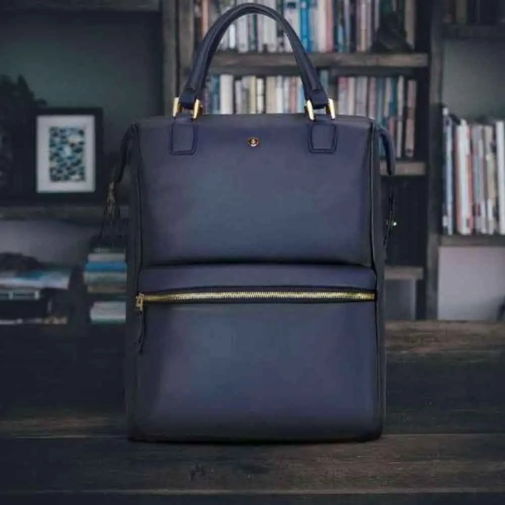 4e924b8904bdc3ef130eba27255dfce8.webp Roxton 15” Laptop Tote Backpack - Image 1