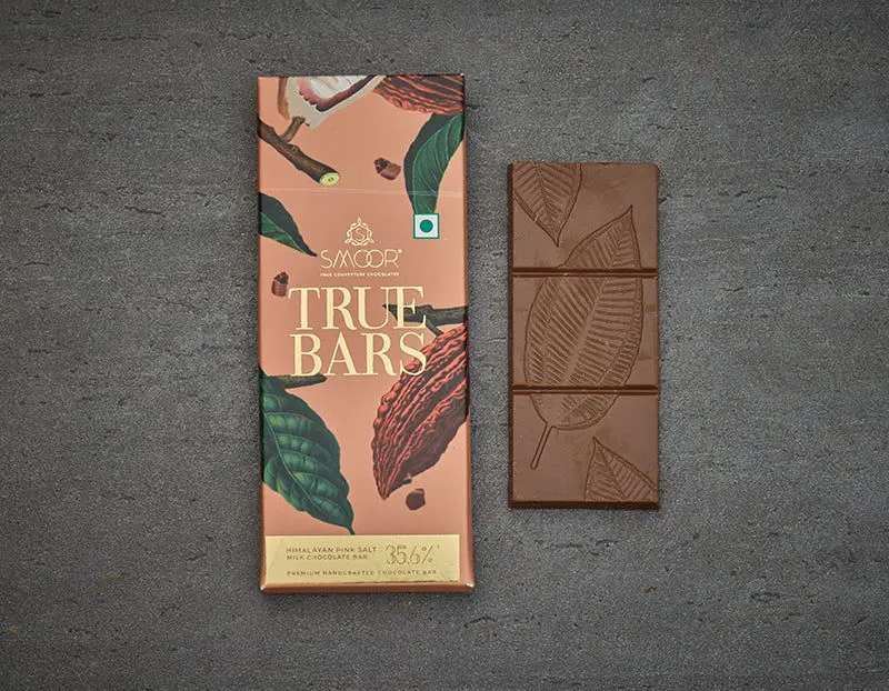 c421ab90e703ddb9460d429511254beb.webp Smoor Chocolates - HIMALAYAN PINK SALT MILK CHOCOLATE BAR - MRP 300 - Image 1