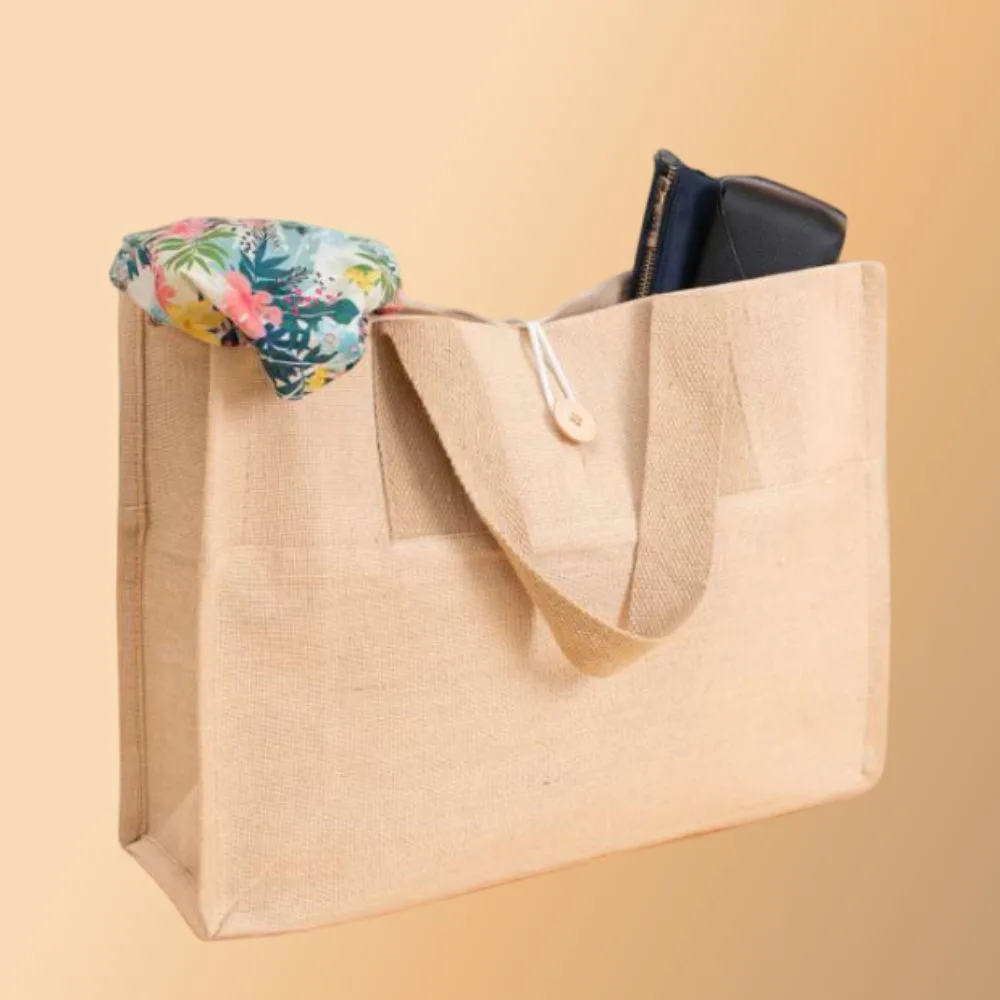 c6af302979a78c10102497f5a9e3e17b.webp FIR - Jute Bag - Image 1